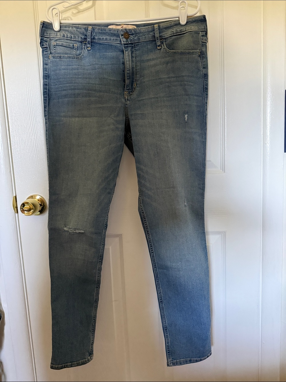 Hollister - Super Skinny High Rise Jean